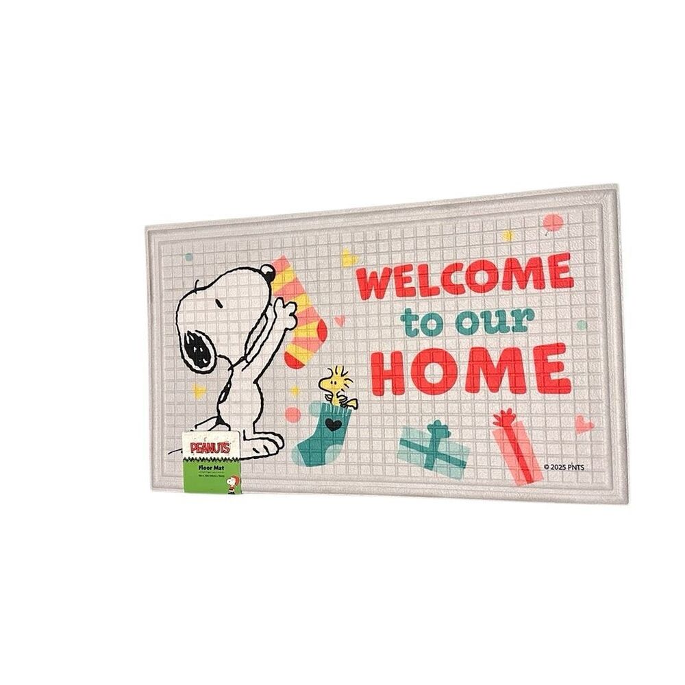Peanuts Snoopy merry Christmas rubber doormat rug gray 18x30 NEW